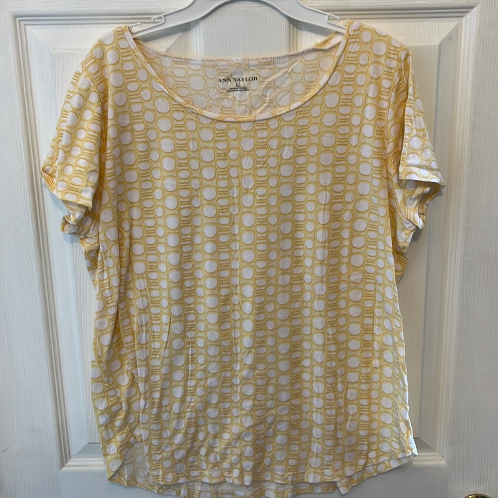 Women’s Ann Taylor Top